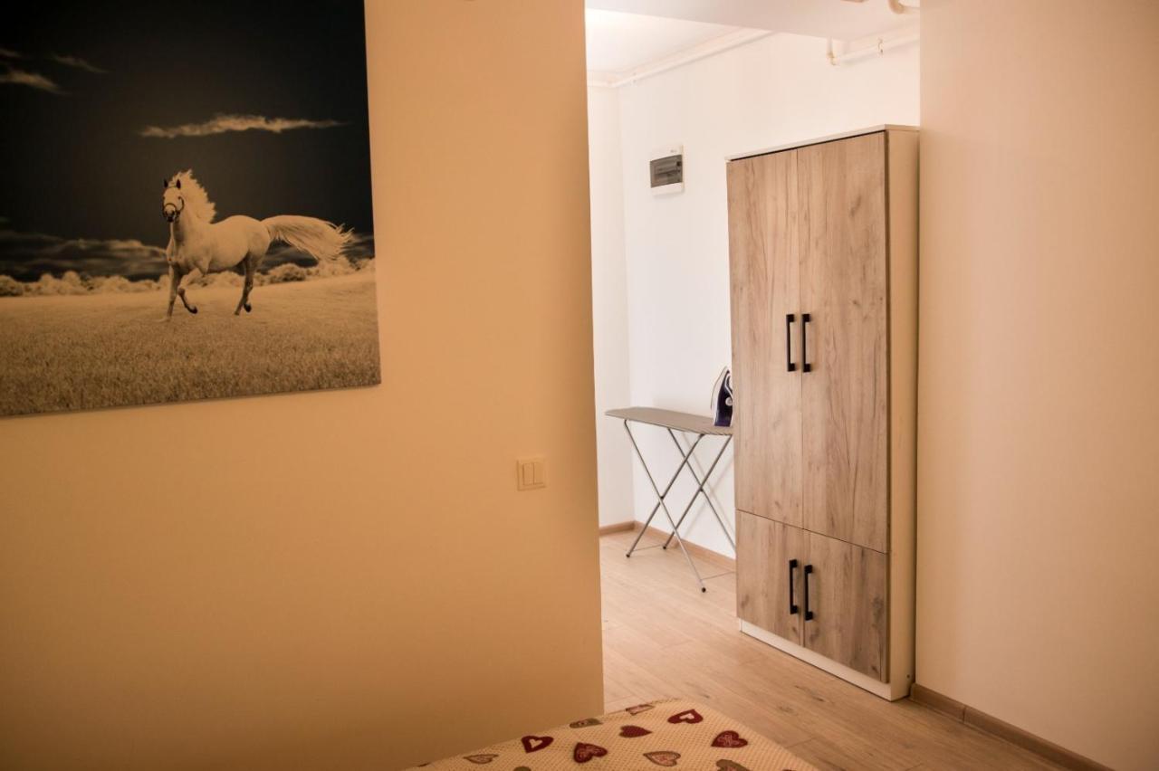 Studio Moghioros Rezidence 2 Bukarest Exteriör bild